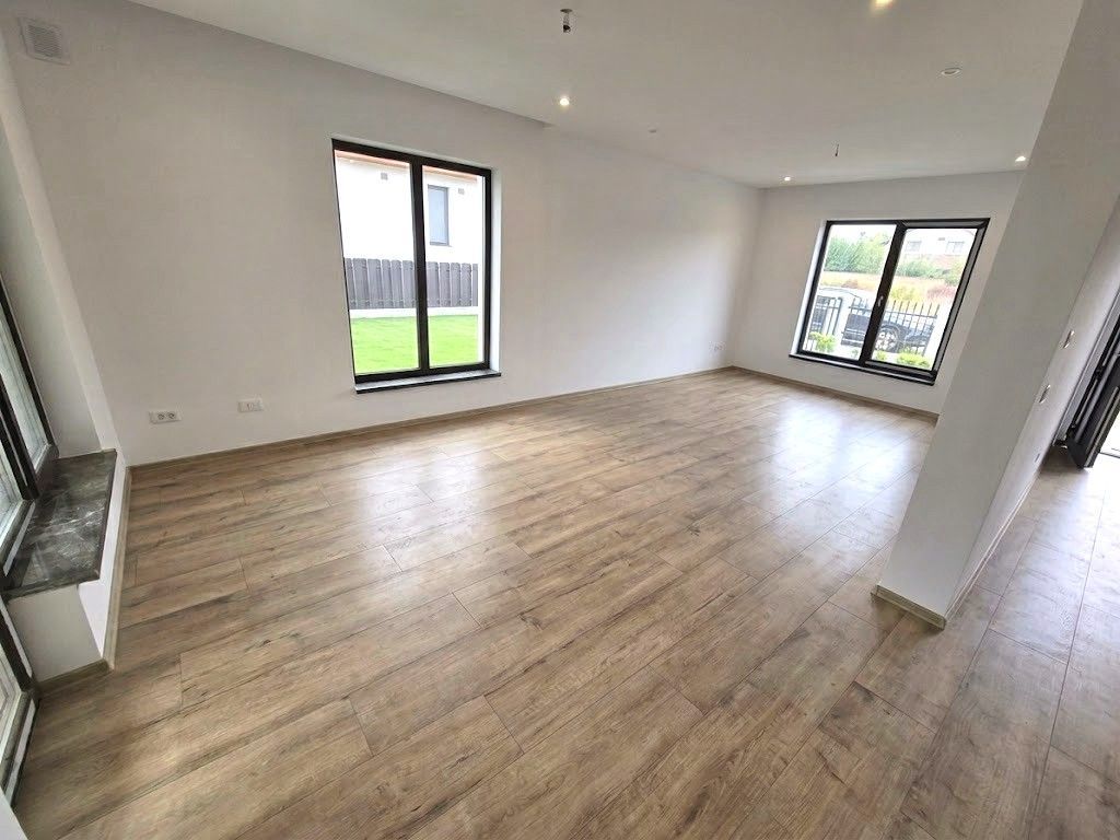 Casa noua individuala, P+E, Cetate, 120 mp, 3 bai - Poză 2