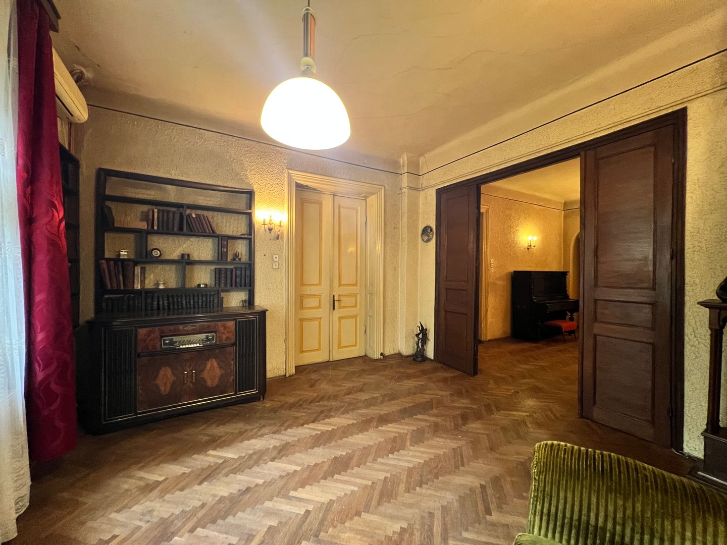 Casă interbelică de închiriat – Str. Barbu Văcărescu nr. 33 - Poză 10