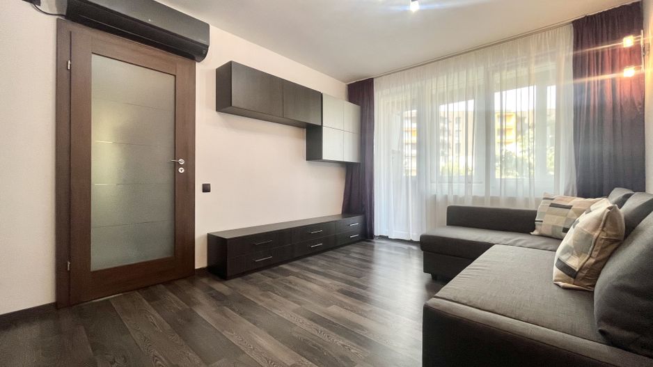 Apartament 3 camere, modern, la prima închiriere, în zona Centrala - Poză 2