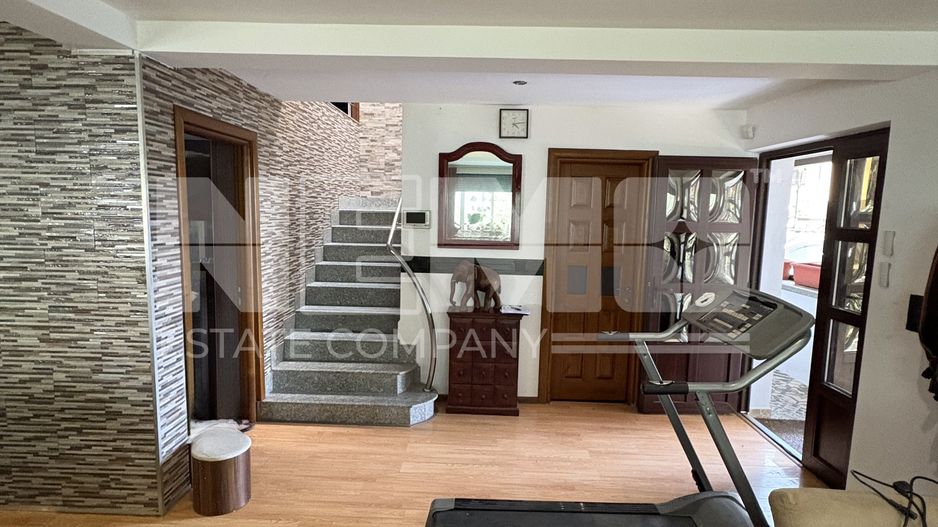 VILĂ 166MP | PISCINĂ INTERIOARĂ | CURTE | Radauti,Suceava | - Poză 2