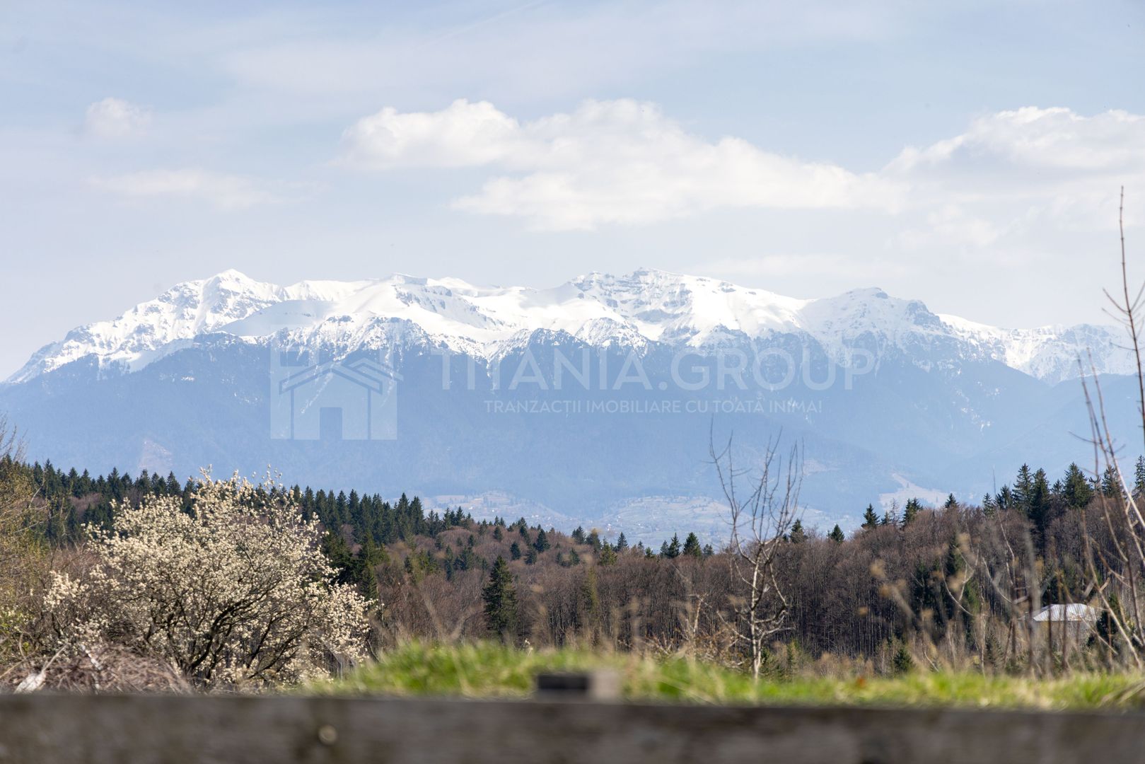 Teren intravilan în Poiana Mărului, 3.791 mp cu priveliste panoramica - Poză 2