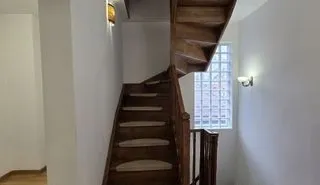Vila cu 4 camere si mansarda, de inchiriere central - Poză 13