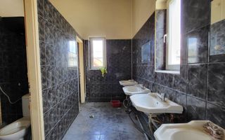 Spatiu la etaj 1 - 470 mp - Poză 5