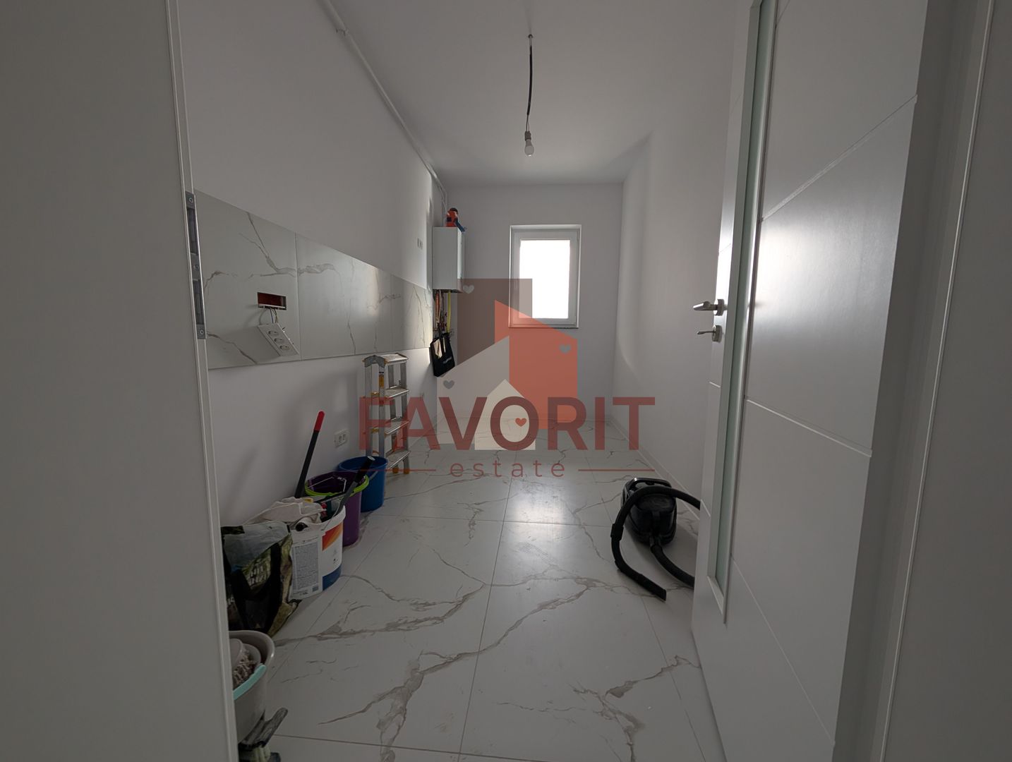 Etaj 1. Bloc nou. Loc de parcare inclus - Poză 5