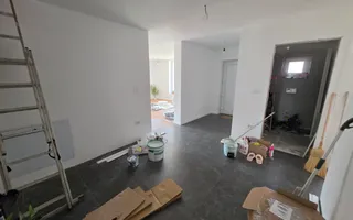 Casă 4 Camere, 2 Bai, 900mp Teren - Poză 12