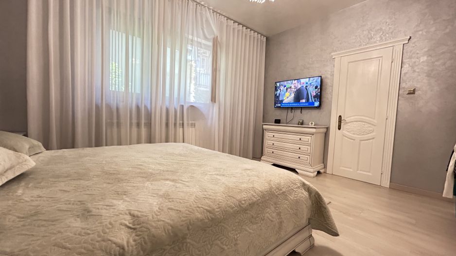 APARTAMENT 3 CAMERE VILA DOMENII + GARSONIERĂ DEMISOL - Poză 5