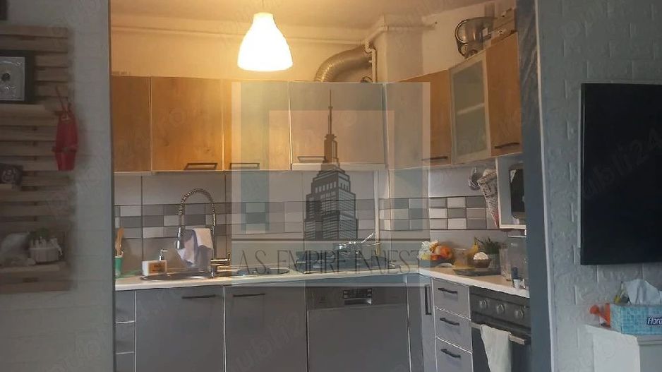 De vânzare apartament 3 camere/ zona Codrii Cosminului - Poză 4
