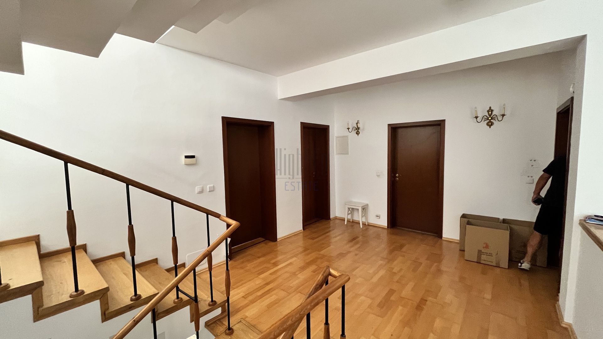 VILA 7 CAMERE, MOBILATA IN PIPERA DISPONIBILA IMEDIAT - Poză 12
