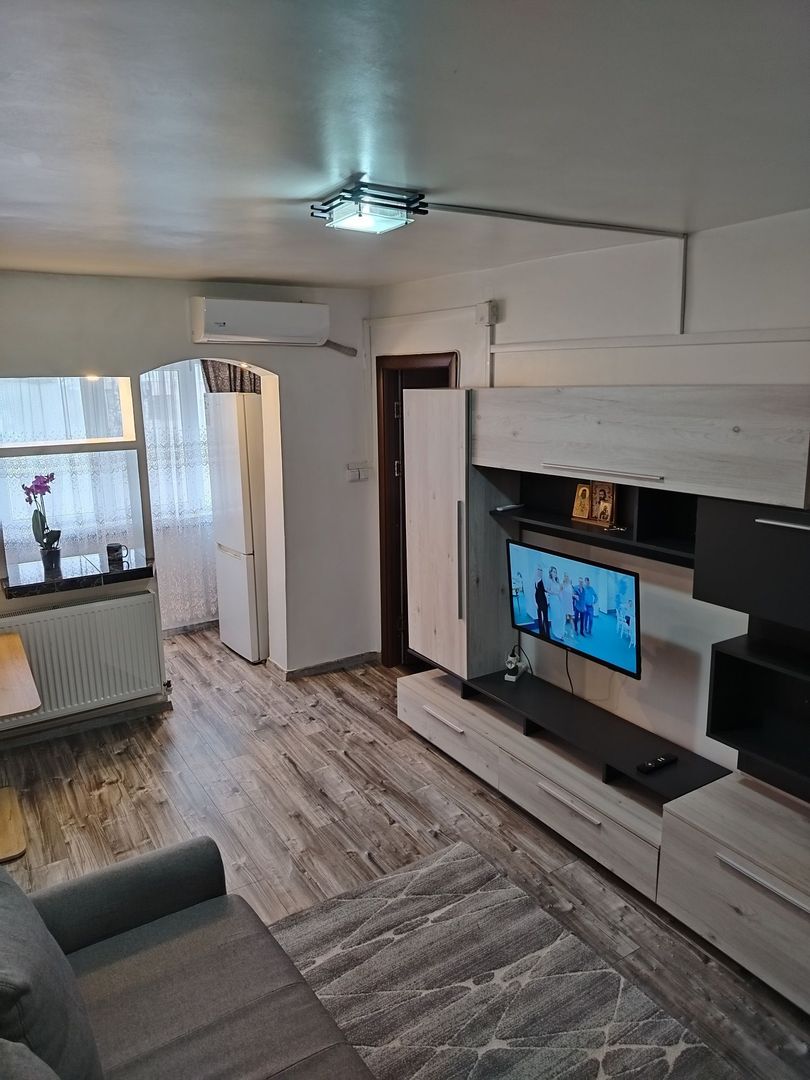 Apartament 2 camere- Craiovita Noua - Poză 3