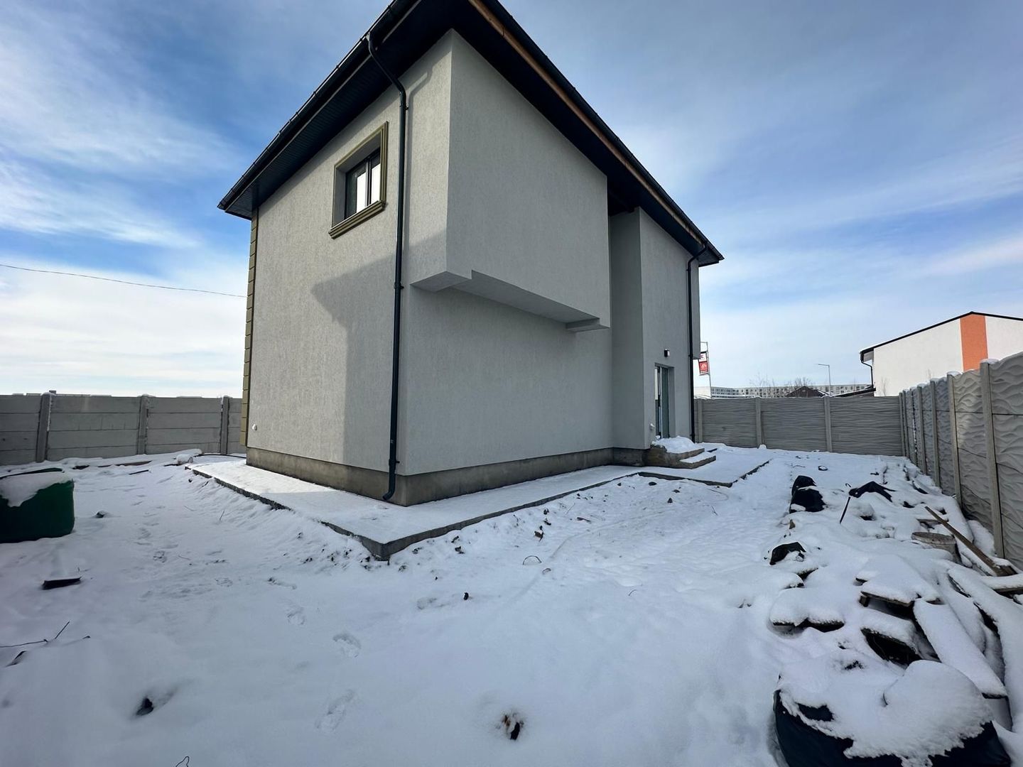 CASA INDIVIDUALA BRAGADIRU, TOATE UTILITATILE, CURTE 270 MP, COMIS 0% - Poză 2