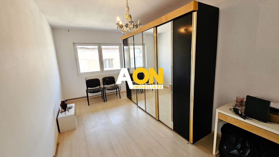 Apartament cu 4 camere, 130 mp utili, Ampoi 1 - Poză 12