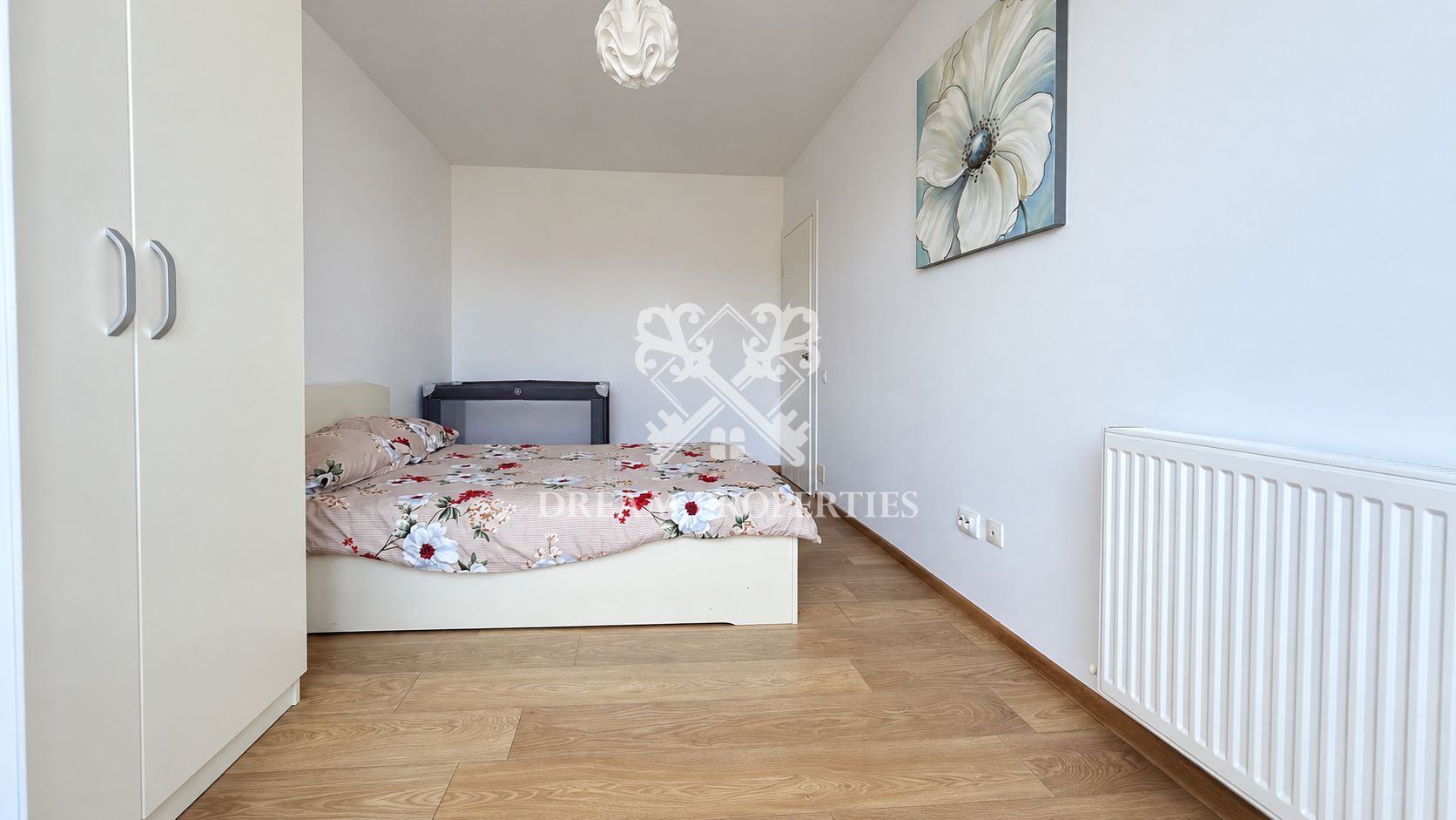 Apartament semidecomandat cu 3 camere, balcon, parcare, zona VIVO - Poză 2