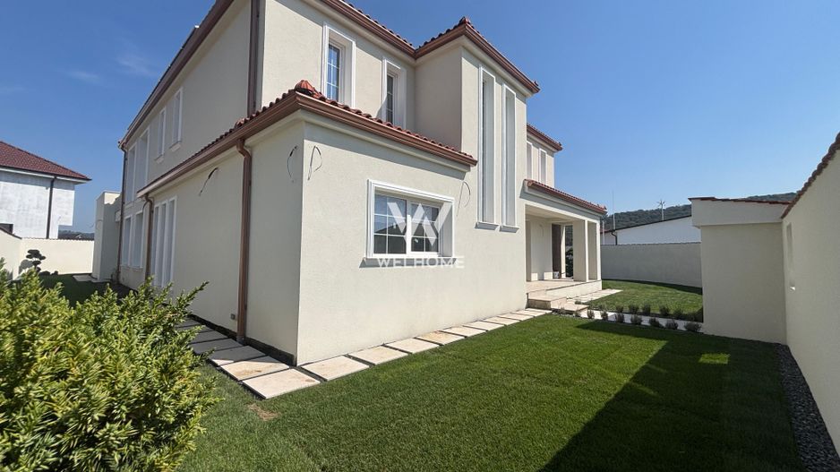 Vila EXCLUSIVISTA cu Piscina, Garaj si 3 Terase - Poză 11