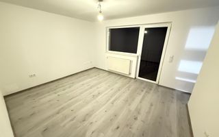 Casa înșiruită cu 4 camere | Parcare | Zona străzii A. Iancu Floresti - Poză 1