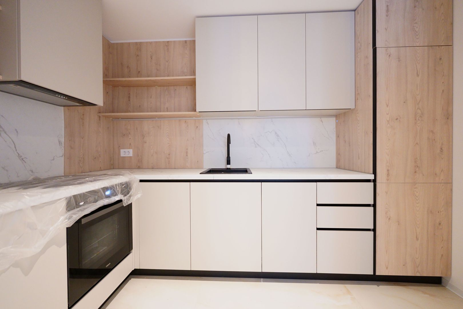 2 Camere + Parcare, terasa 10mp, One Lake Club - Poză 4