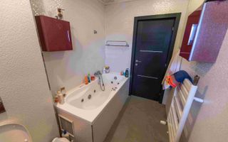 "Acasa" in Vatra Luminoasa - Poză 11