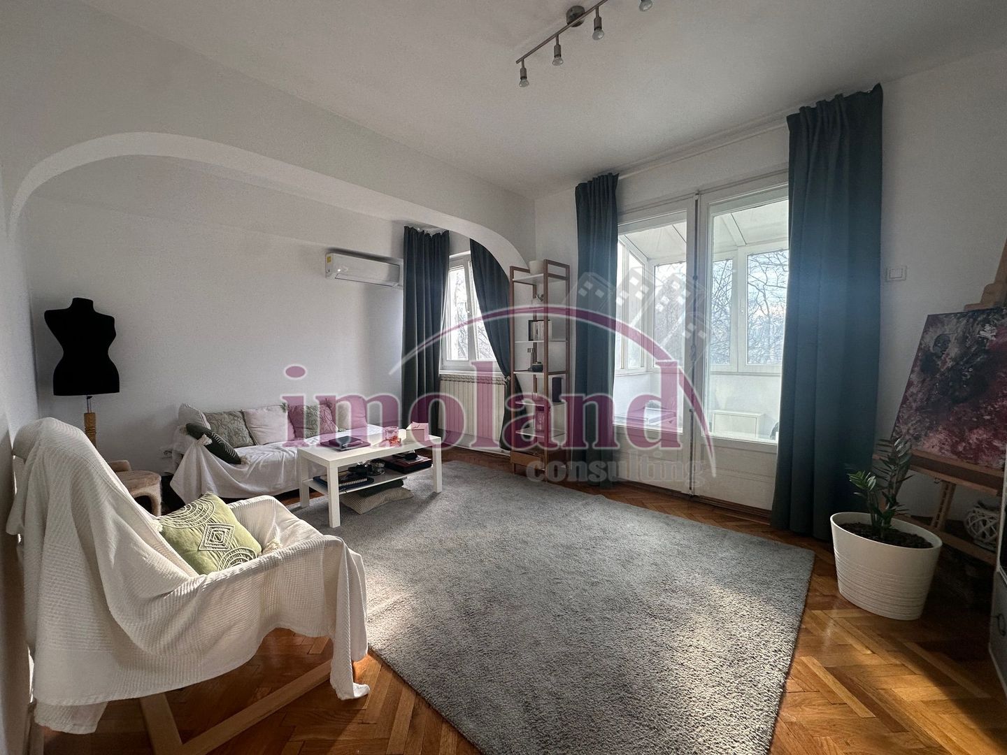 Vanzare - 2 camere  decomandate cu balcon - 46,4mp - Vedere Libera Parc Glinka - Poză 1