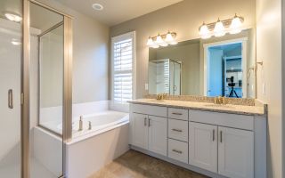 3 camere decomandat 2 bai incalzire pardoseala centrala - Poză 5