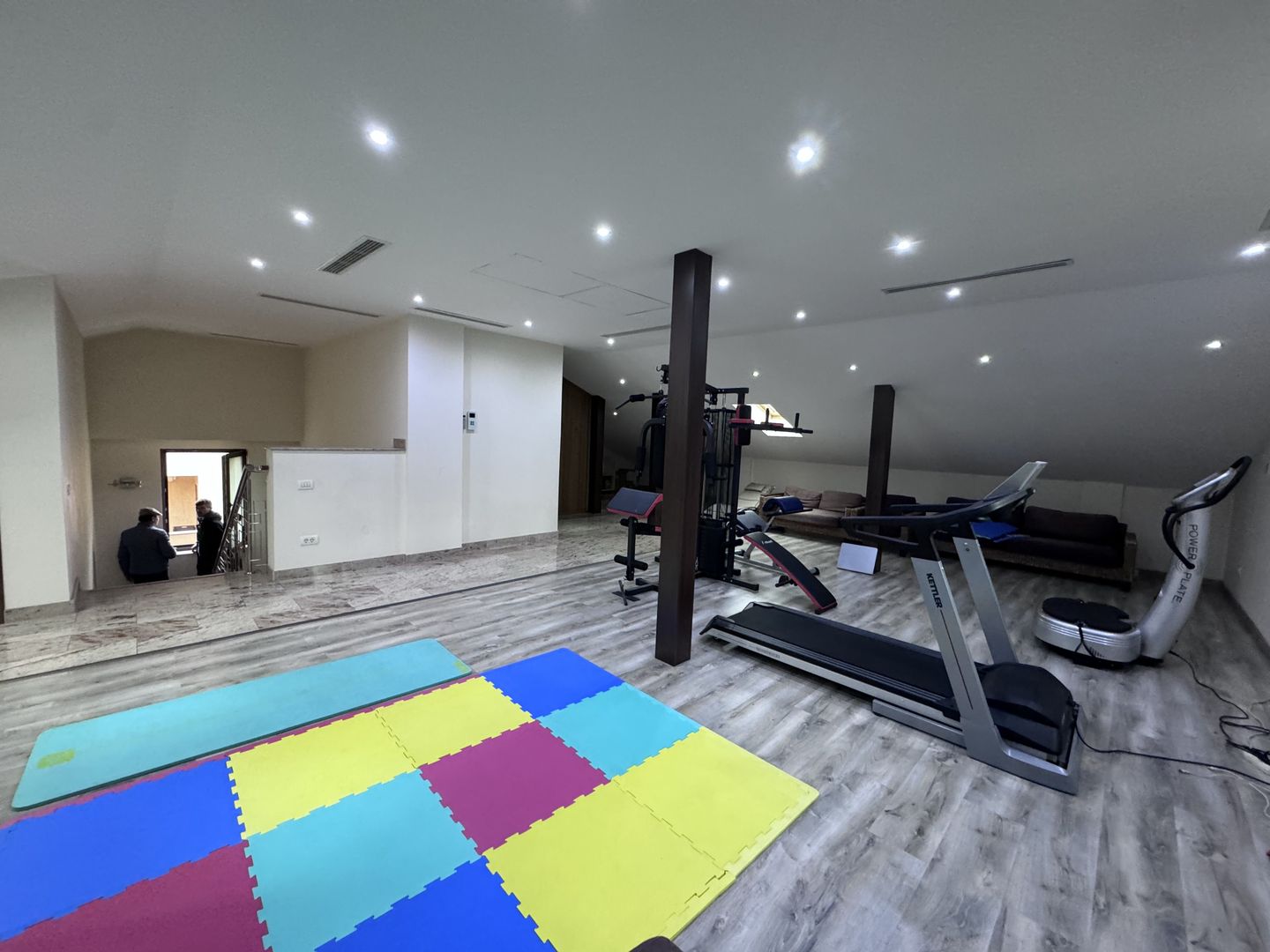 Imobil 600mp construiti curte 550mp Timpuri Noi Tineretului - Poză 14