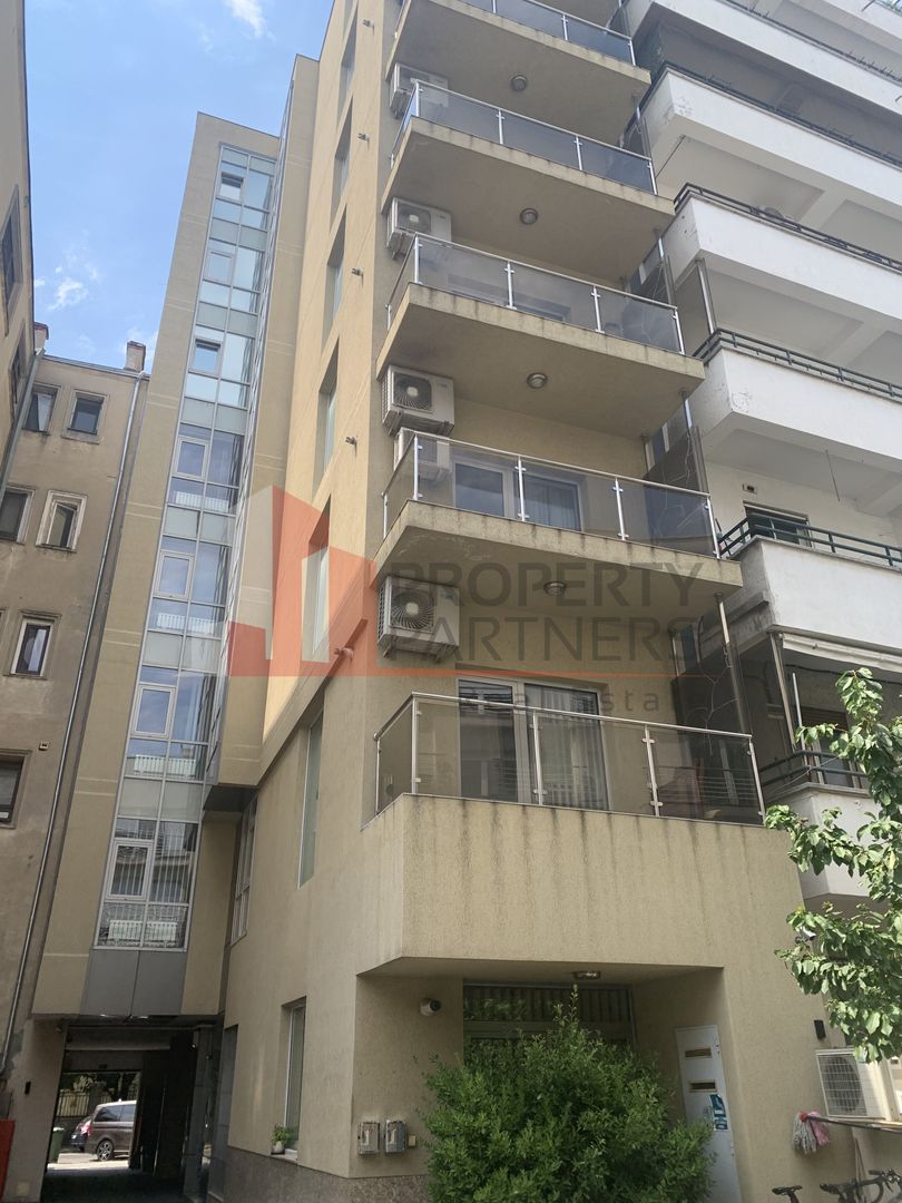 Spatiu de birou cladire moderna - Poză 2