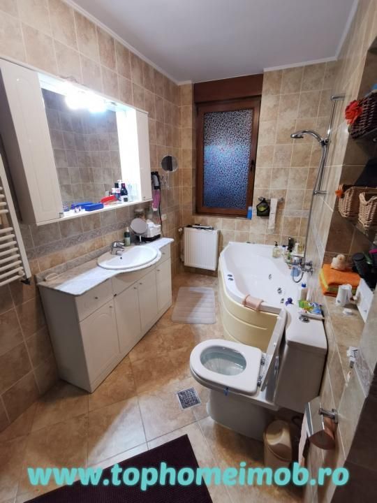 Casă spațioasă și elegantă în Dămăroaia- Jiului- Izbiceni- Comision 0% - Poză 19