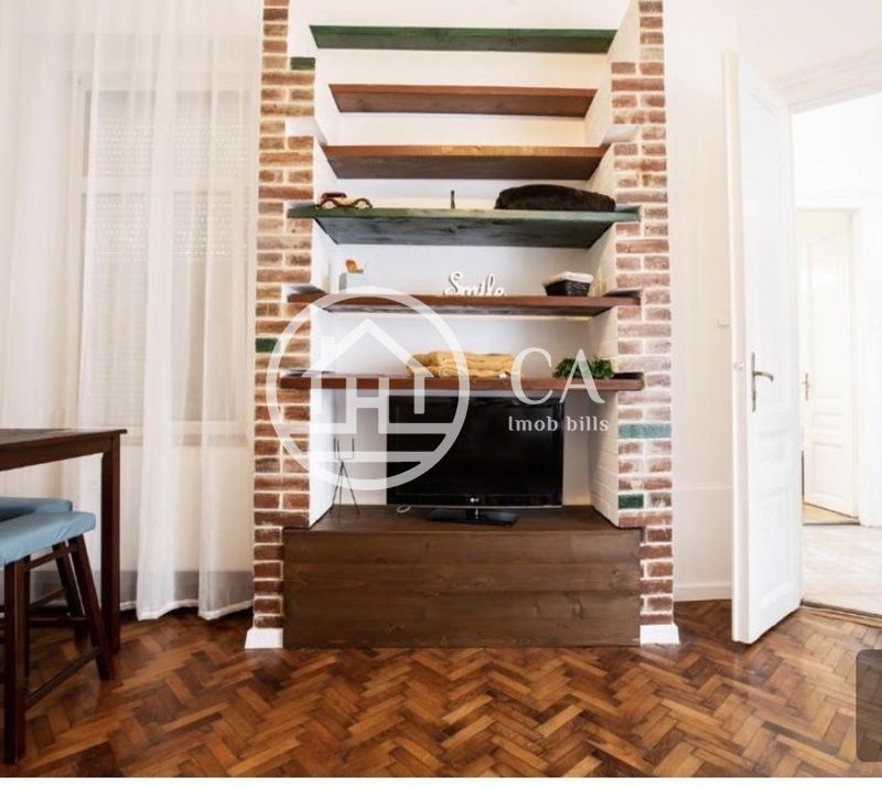 Apartament de vânzare cu 3 camere în zona Ultracentrală, Oradea - Poză 8