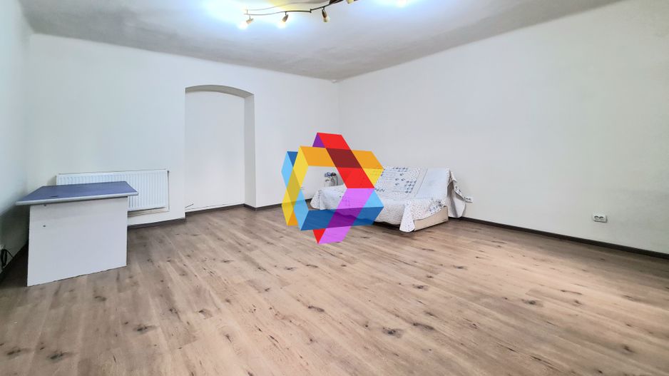 Spatiu birouri de vânzare Brasov - 55 mp  # Plus - Imo. ro - Poză 4