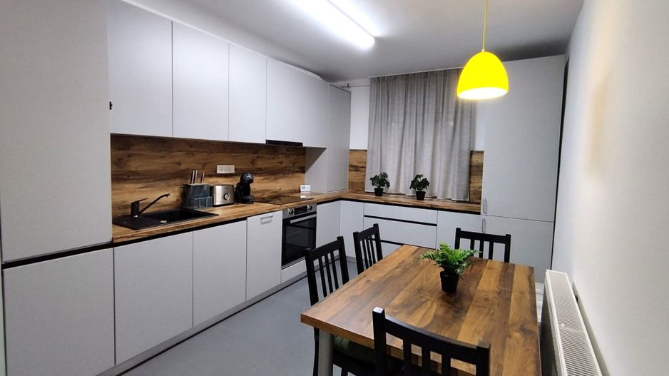 Apartament cu 3 camere finisat modern str. Louis Pasteur - Poză 1