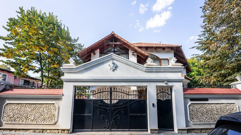 Se oferă spre chirie casă exclusivistă amplasată în Centul orașului - Poză 1