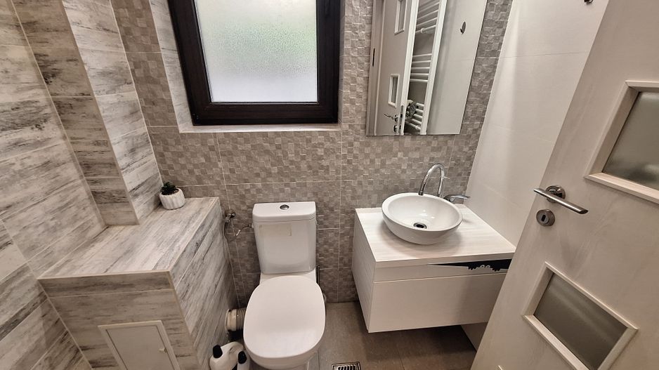 Duplex 4 cam 3 bai parcare&curte Prelungirea Ghence str. Maracineni - Poză 11