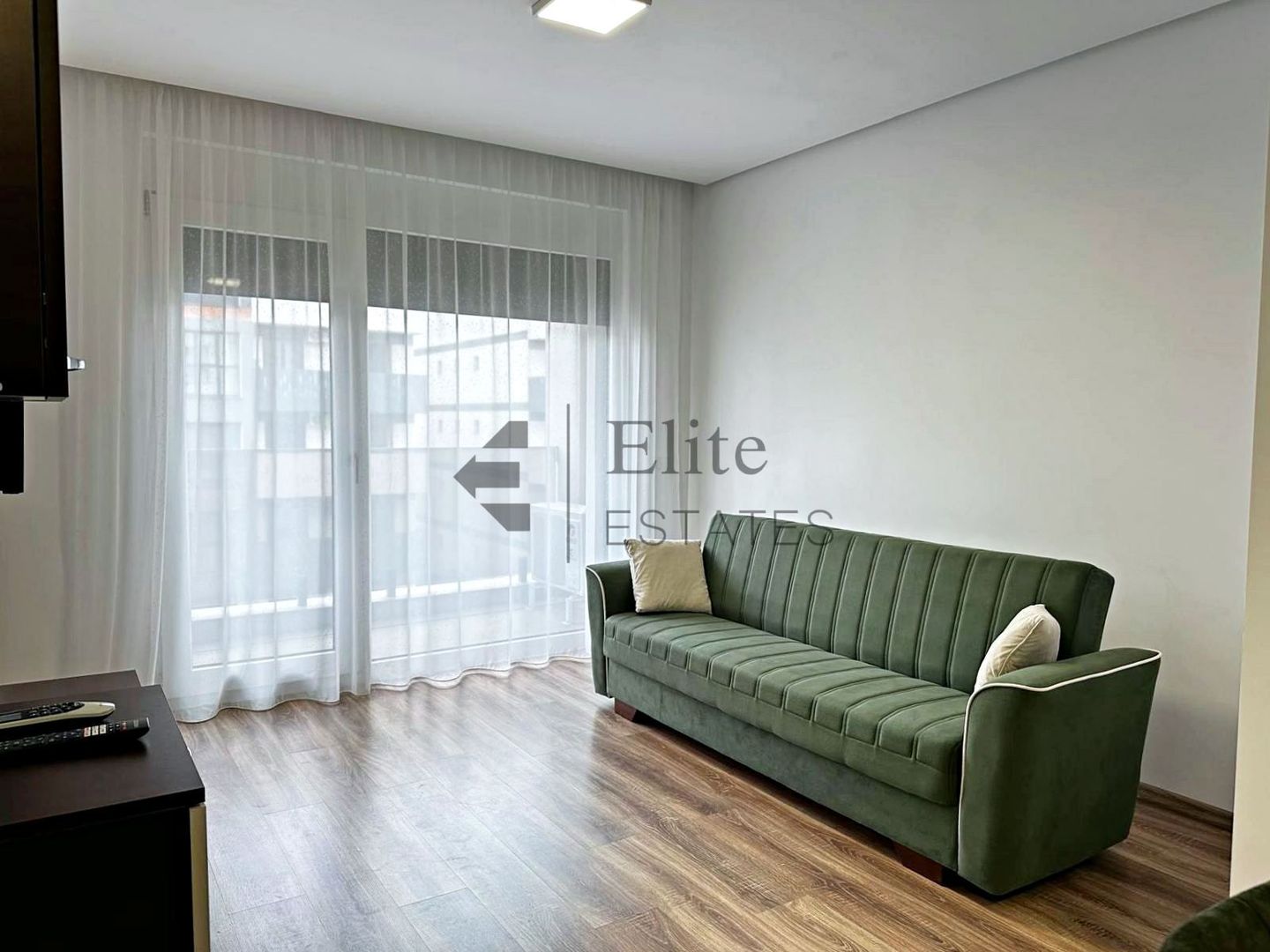 Apartament modern cu 2 camere West Residence - Poză 4