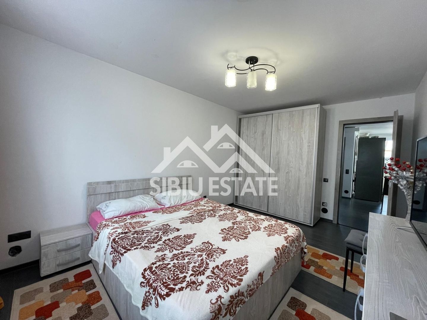 Apartament de vanzare 3 camere si 2 locuri parcareSelimbar - Poză 15