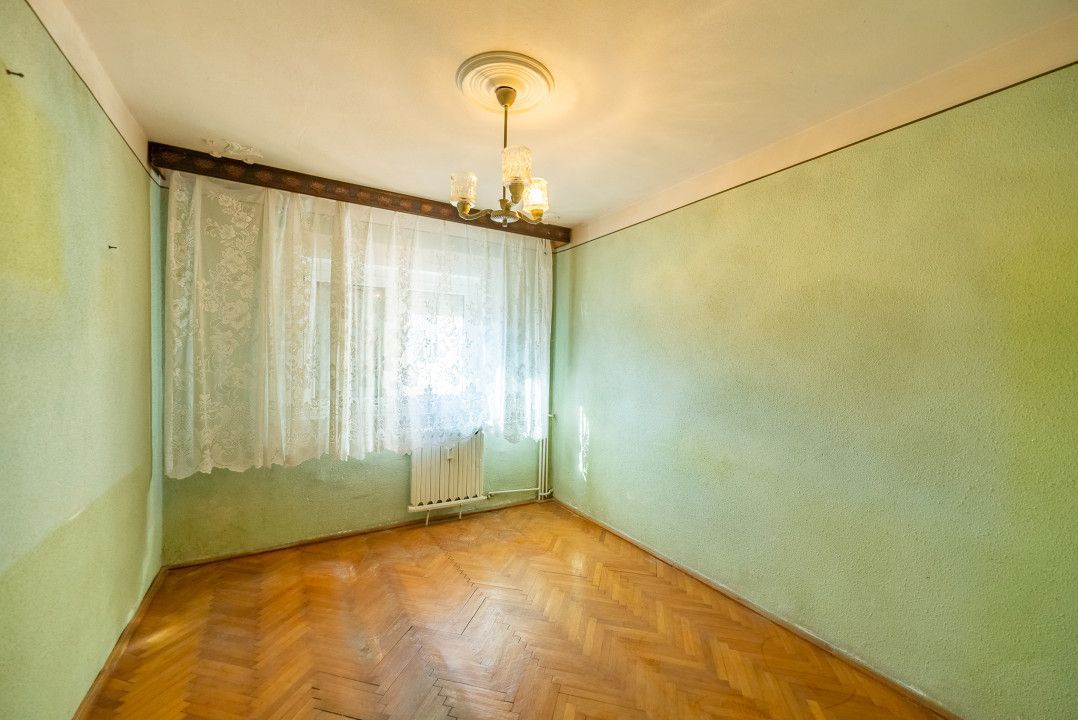 Apartament 3 camere, Micalaca zona 300, decomandat - Poză 8