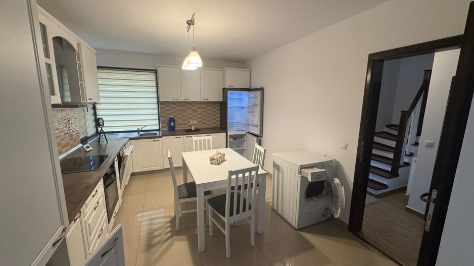 Casă 4 camere de inchiriat, carport, curte 180 mp - C. Arhitectilor - Poză 8