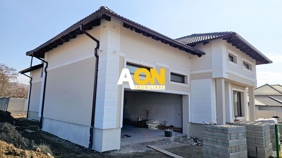 Casă 6 camere în Ciugud, dotări premium și design modern, 710 mp teren - Poză 2