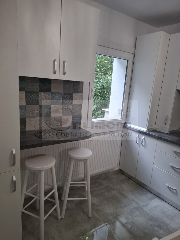 Apart 2 cam decomandat 54 mp, renovat complet- Dacia -119.900 euro - Poză 2