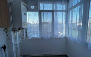 Apartament 2 camere, decomandat - Poză 8