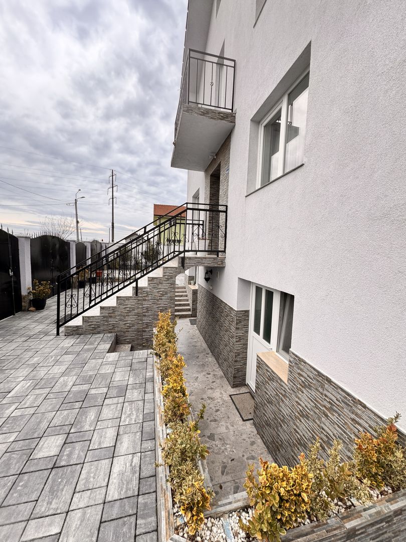 Vilă spațioasă cu 6 camere – Cartierul Viena, Oradea - Poză 22