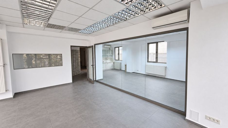 Clădire birouri clasa A 680 mp de închiriat, Pache Protopopescu - Poză 2