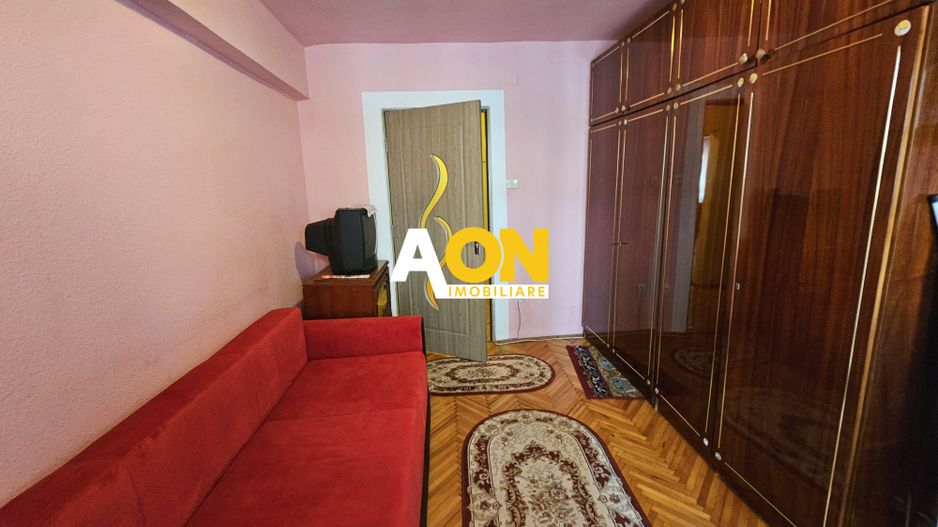 Apartament 3 camere, 2 bai, 2 balcoane, etaj 1, zona Liceului Sportiv - Poză 11