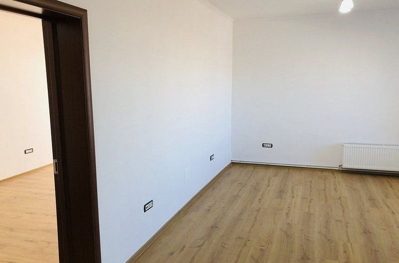 Birou 3 camere, zona centrala cu vedere panoramica de inchiriat - Poză 8