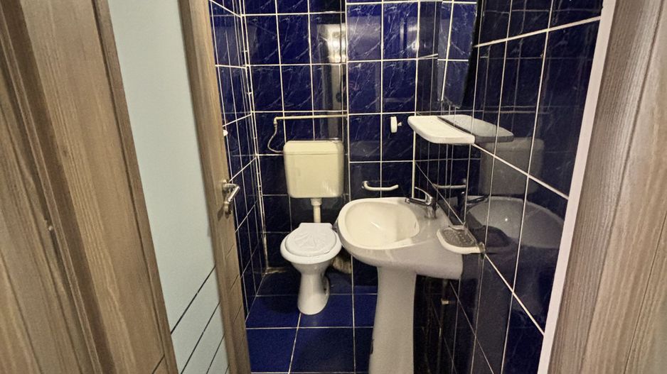 Apartament 3 camere decomandat 76 m² cu 2 băi - Poză 7