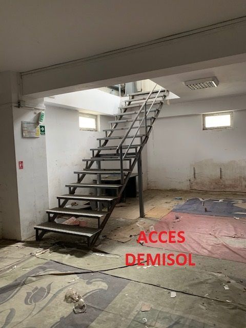Spațiu industrial - Hala de vanzare, Calea Republicii ! - Poză 7