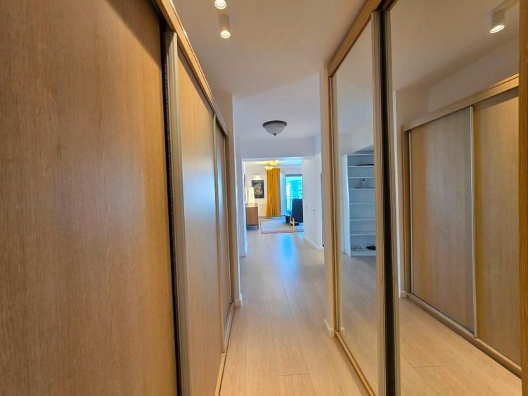 Închiriere 4 camere Lux Decebal, Centrala, Dressing, Parcare - Poză 11