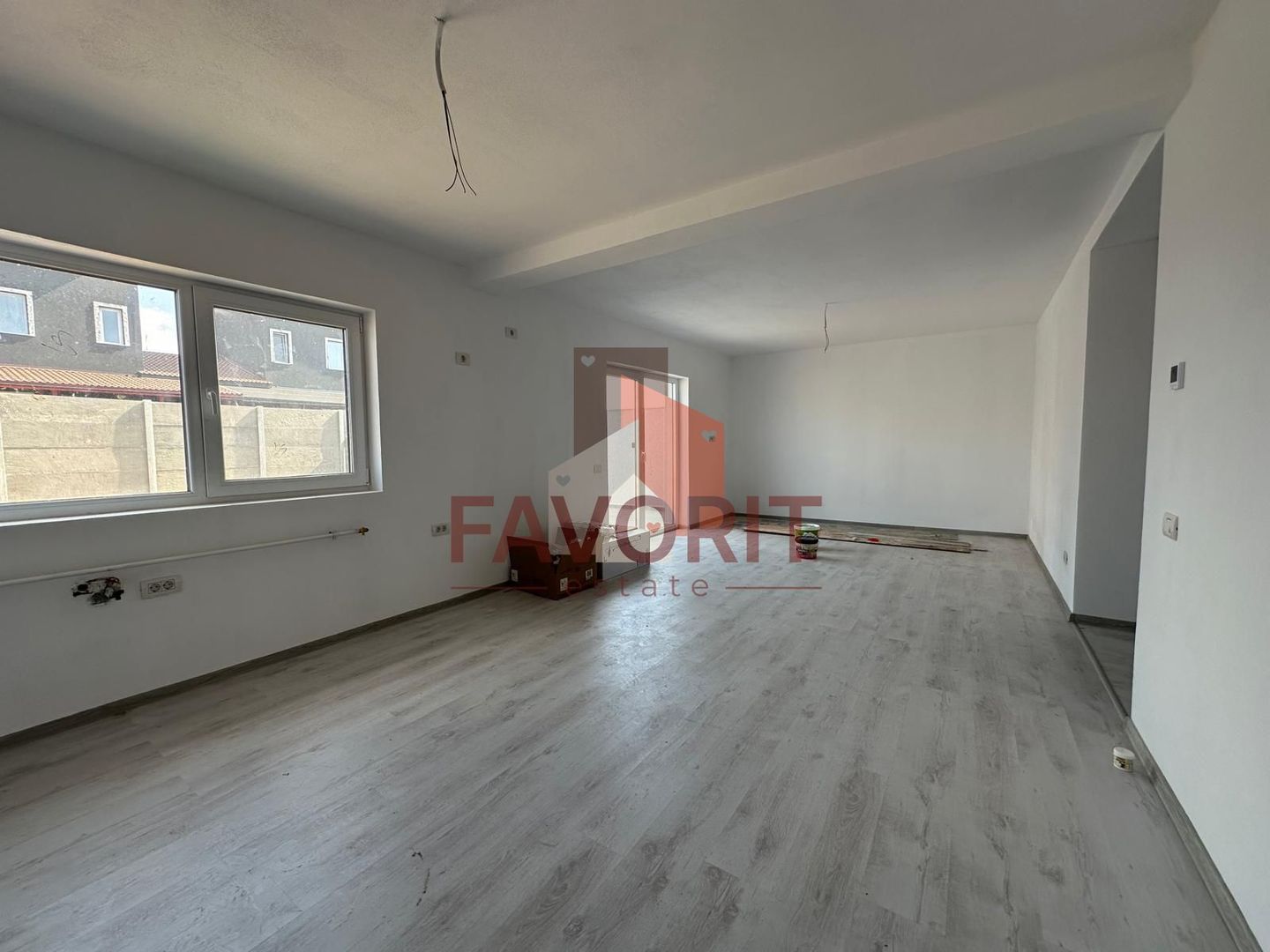 Duplex in Sanandrei | 3 camere | Toate utilitatile | Asfalt - Poză 3