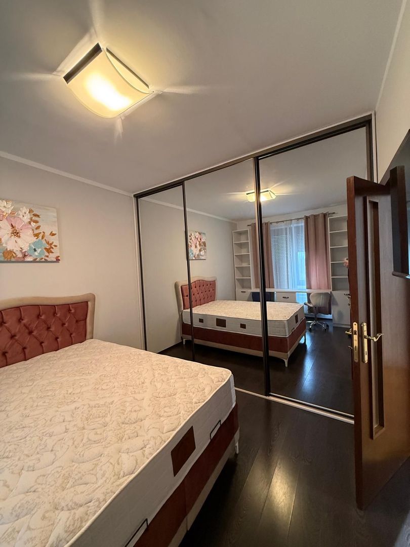 Apartament de lux cu panorama superba la Dunare - Poză 10