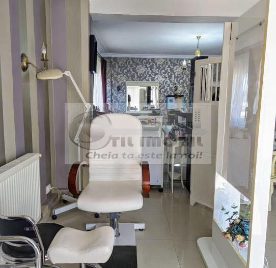 Inchiriez salon de infrumusetare mobilat Str.Primaverii(Pașapoarte) - Poză 4