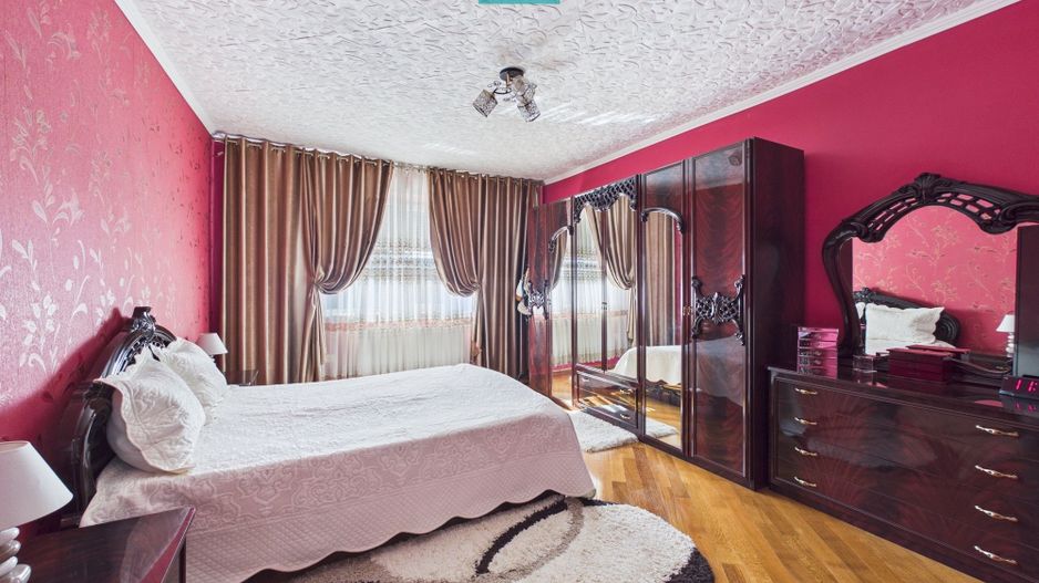 Casa cu potential multiplu in Curtici - Poză 51