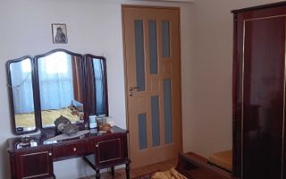 Apartament cu 3 camere decomandate, 2 băi și balcon închis, Zorilor. - Poză 6