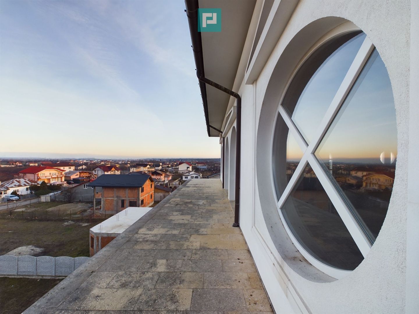 Casa cu potential multiplu, Bolintin Deal - Poză 2